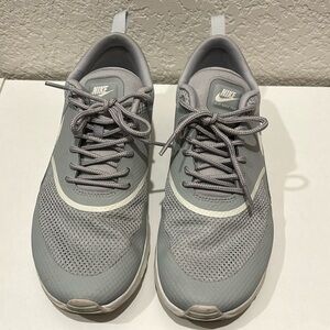 Nike Air Max Thea in Gray Women Sz 8.5